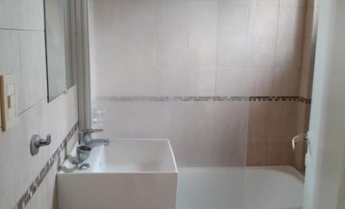 Departamento en Monte Grande con cochera