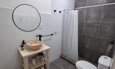 Se alquila, departamento equipado, B° Altos de Senillosa.