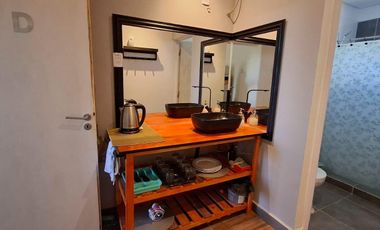 Se alquila, departamento equipado, B° Altos de Senillosa.