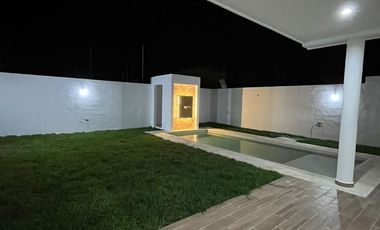CASA EN VENTA MERIDA PRADERAS DEL MAYAB CON ALBERCA Y AMENIDADES