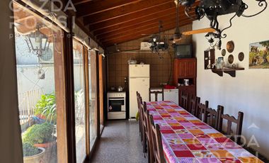 Casa en venta en Burzaco