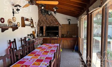 Casa en venta en Burzaco