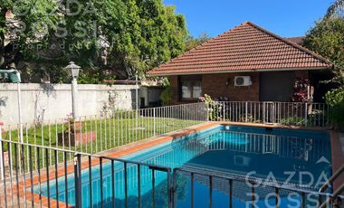 Casa en venta en Burzaco