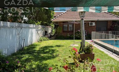 Casa en venta en Burzaco