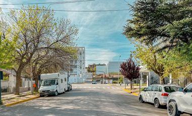 Venta de casa, 3 dormitorios, calle Stefenelli al 600, Neuquén Capital