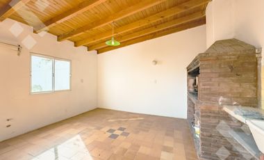 Venta de casa, 3 dormitorios, calle Stefenelli al 600, Neuquén Capital