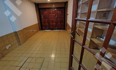 Venta de casa, 3 dormitorios, calle Stefenelli al 600, Neuquén Capital