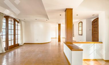 Venta de casa, 3 dormitorios, calle Stefenelli al 600, Neuquén Capital