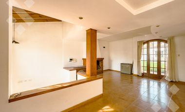 Venta de casa, 3 dormitorios, calle Stefenelli al 600, Neuquén Capital