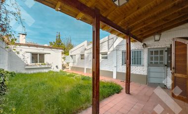 Venta de casa, 3 dormitorios, calle Stefenelli al 600, Neuquén Capital