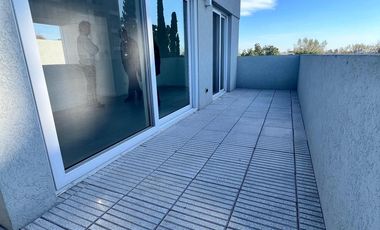 Departamento 3 amb. con playroom y terraza en Venta Ezeiza