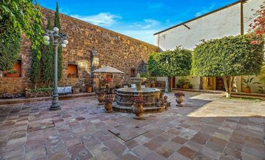 Departamento en venta en el Centro de San Miguel, planta baja y amueblado