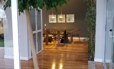 Casa AMOBLADA fondo Golf, 4 dorm. pileta y gran patio Lomas de La Carolina