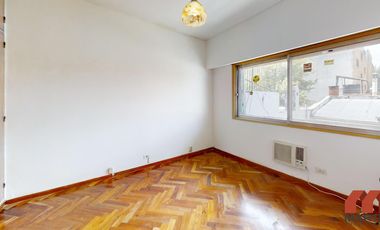 Casa en alquiler en Martínez 4 ambientes baño y toilette patio quincho cerrado y cochera x 2