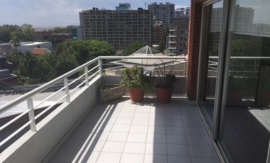 Alquiler de departamento de 3 ambientes con cochera- Olivos-Vias/Rio