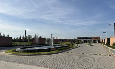 Lote en venta en barrio Canning Chico