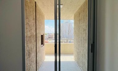 Departamento en Alquiler de 2 Dormitorios, Balcon con Asador, Pileta en Terraza