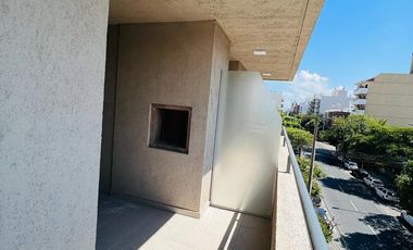 Departamento en Alquiler de 2 Dormitorios, Balcon con Asador, Pileta en Terraza