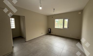 Venta casa 3 dormitorios - Barrio Los Sauces– Fernández Oro