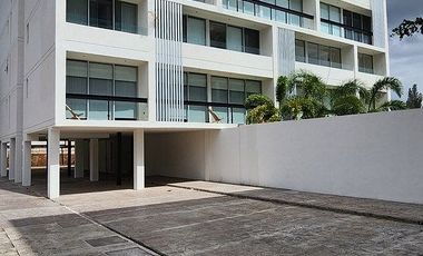 DEPARTAMENTO DE LUJO AMUEBLADO EN TEMOZÓN NORTE