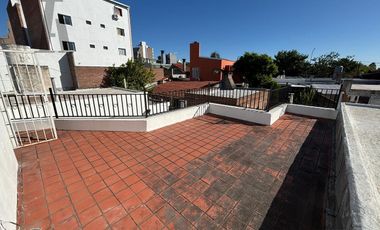 Casa Amplia en zona CAE