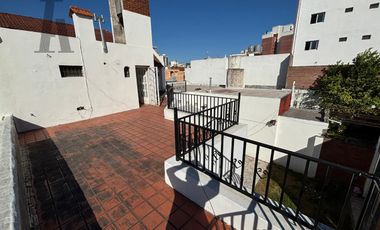 Casa Amplia en zona CAE