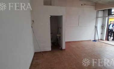 Alquiler local en Wilde