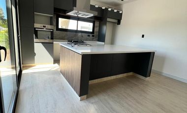 Casa en venta 4 amb. 2 plantas a estrenar en Los Talas Canning