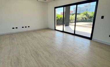 Casa en venta 4 amb. 2 plantas a estrenar en Los Talas Canning