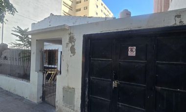 Venta Casa a refaccionar   Dpto 2 dormi - Calle Jujuy al 300 - Neuquén Capital