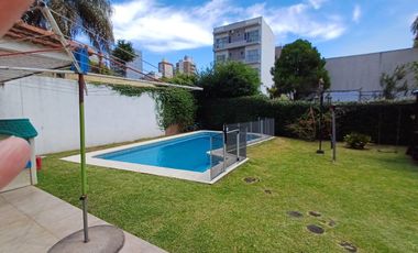 Casacasa 6 ambientes con pileta Brown 627 Quilmes Espectacular casa !!