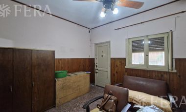Venta Casa 4 ambientes con terraza en Villa Dominico