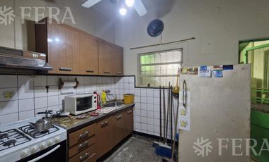 Venta Casa 4 ambientes con terraza en Villa Dominico