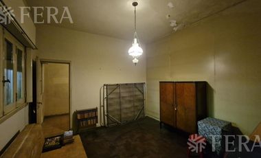 Venta Casa 4 ambientes con terraza en Villa Dominico