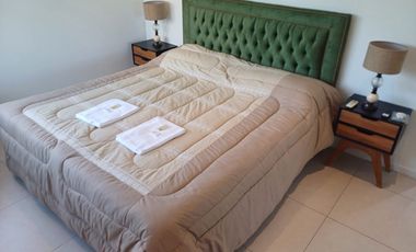 Casa a la laguna en venta en barrio La Comarca, Tigre.