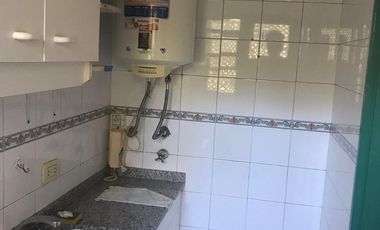 Departamento de 2 amb con balcón