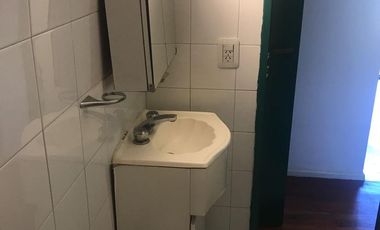 Departamento de 2 amb con balcón