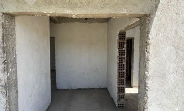 Venta Casa tres dormitorios a terminar - Piedras Blancas - Gral Fernández Oro