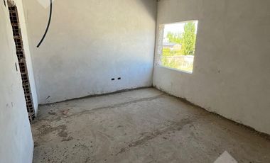 Venta Casa tres dormitorios a terminar - Piedras Blancas - Gral Fernández Oro