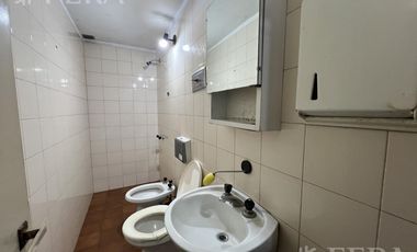 Venta de local en Wilde