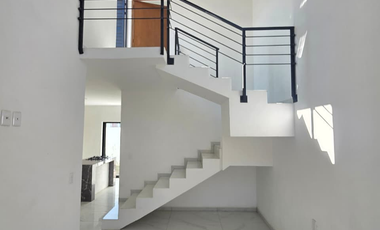 CASA EN VENTA, 2 PLANTAS, 2 RECÁMARAS, 2 BAÑOS, COCHERA PARA 2 AUTOS