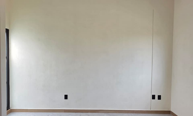 CASA EN VENTA,  2 PLANTAS, 3 RECÁMARAS, 2 BAÑOS, COCHERA PARA 2 AUTOS