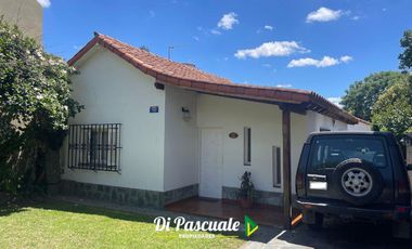 Venta Apto Crédito Hipotecario Casa con Patio y Dependencia - Paso del Rey