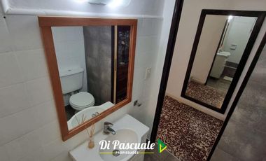 Venta Apto Crédito Hipotecario Casa con Patio y Dependencia - Paso del Rey