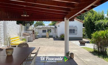 Venta Apto Crédito Hipotecario Casa con Patio y Dependencia - Paso del Rey