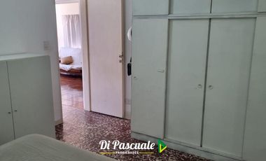 Venta Apto Crédito Hipotecario Casa con Patio y Dependencia - Paso del Rey