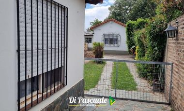 Venta Apto Crédito Hipotecario Casa con Patio y Dependencia - Paso del Rey
