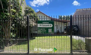 Venta Apto Crédito Hipotecario Casa con Patio y Dependencia - Paso del Rey
