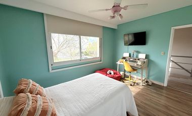 VENTA - Casa 4 dormitorios - San Sebastian, Funes