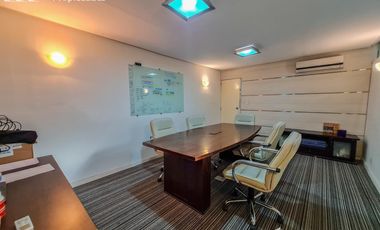 Venta con renta Edificio de oficinas con deposito, ideal laboratorio habilitable ANMAT Martinez